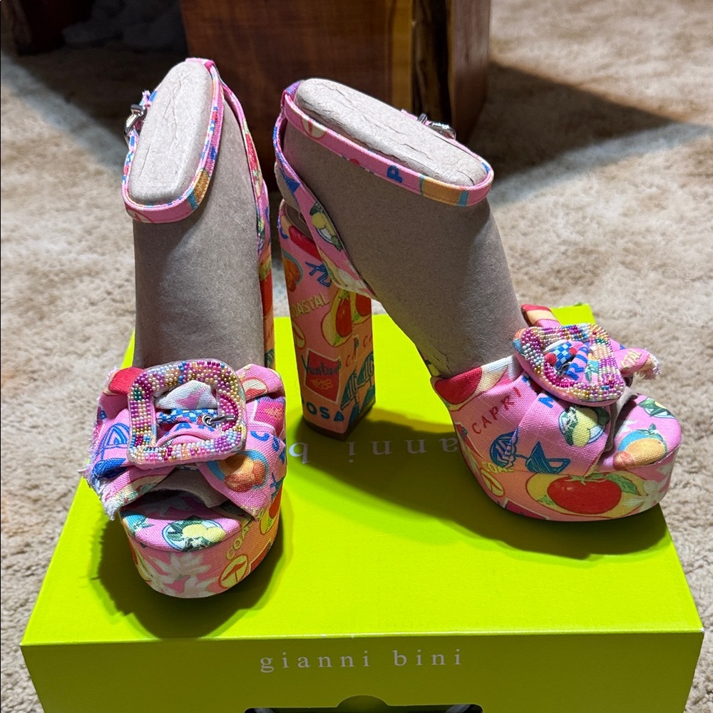 Gianni Bini Pink Multicolor Platform Shoes - Picture 2 of 7